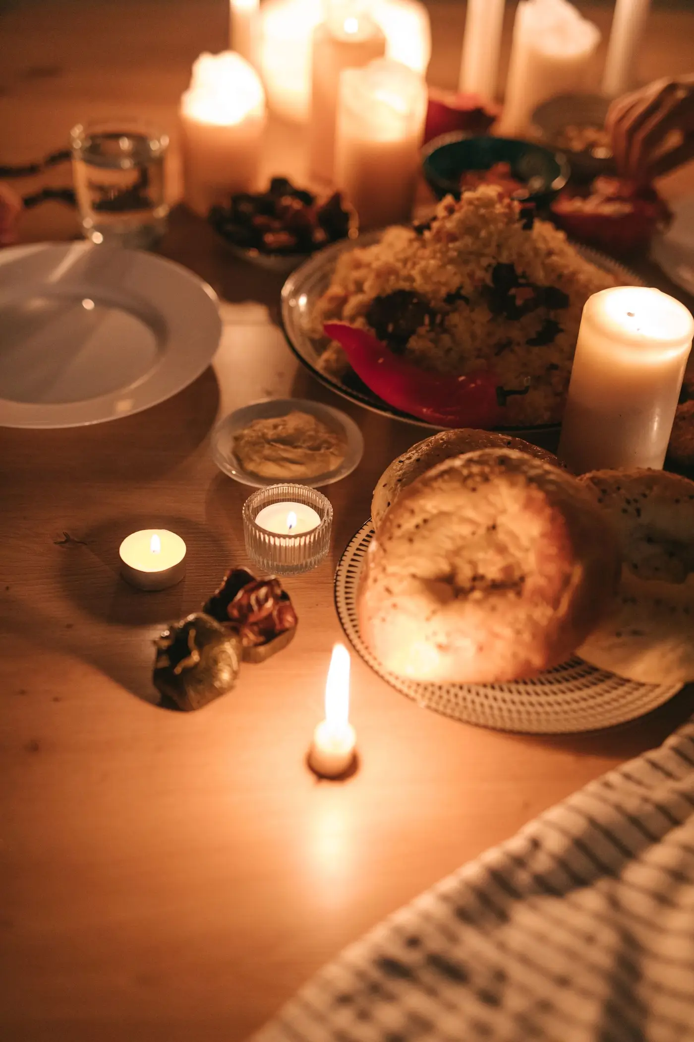 A plated course by candlelight